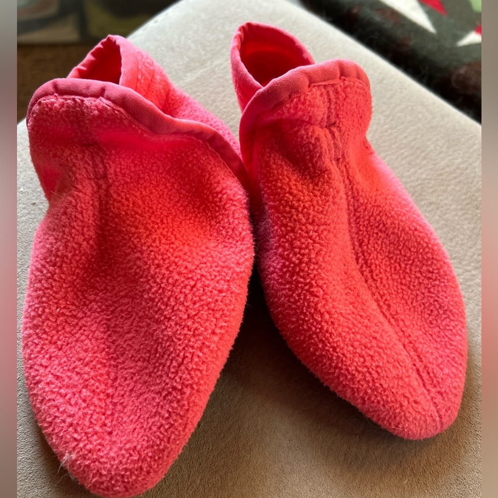 Patagonia kid slippers